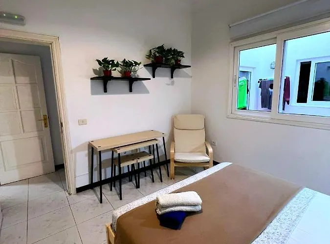 Surf House Gran Canaria * Las Palmas / Gran Canaria